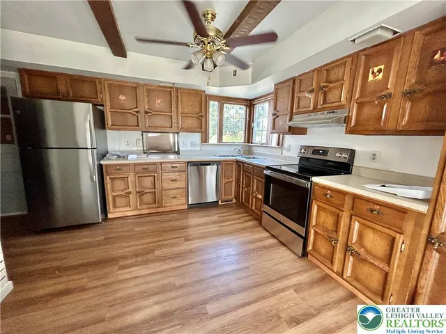 $1,875 | 1215 Turtzo Boulevard, Bangor, PA 18013