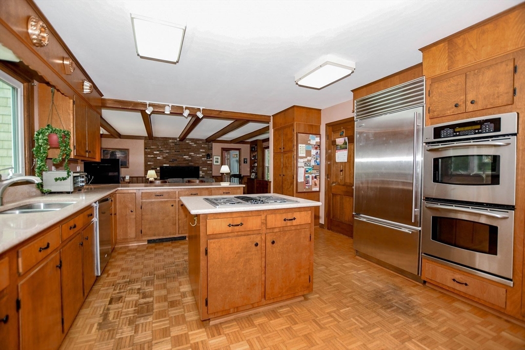 62 Olde Knoll Road Marion, MA 02738 - Photo 11 of 41