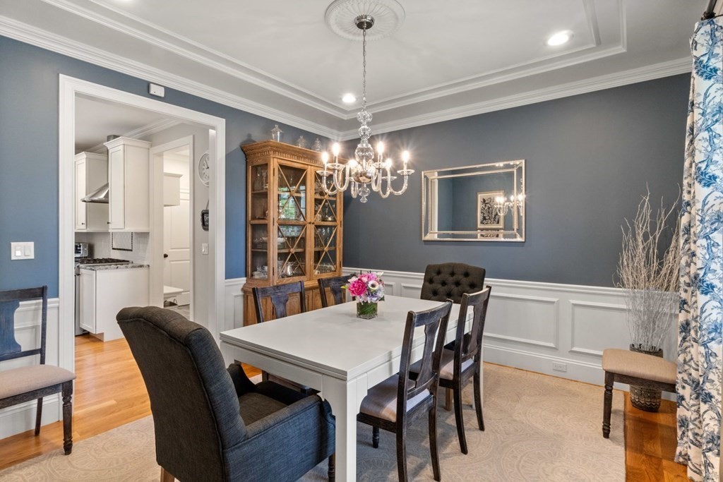 165 Meadowbrook Road Needham, MA 02492 - Photo 4 of 34