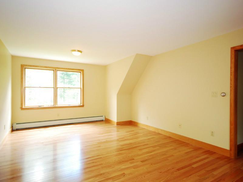 38 Old Shipyard Road Yarmouth, ME 04096 - Photo 18 of 34 Master Bedroom.