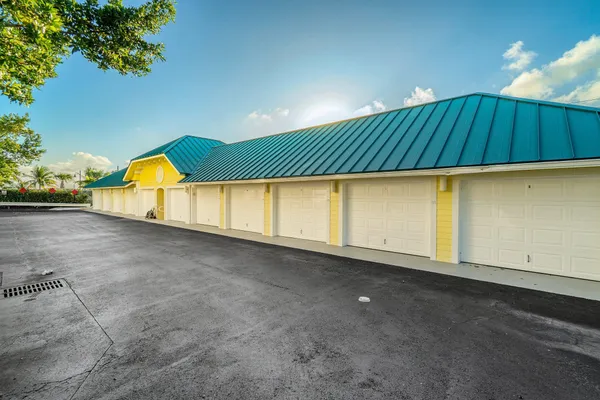 $4,500 | 810 Juno Ocean Walk, Unit 404, Juno Beach, FL 33408