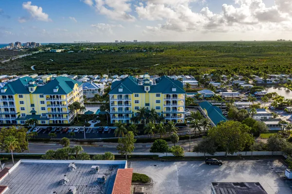 $4,500 | 810 Juno Ocean Walk, Unit 404, Juno Beach, FL 33408
