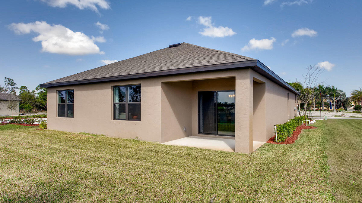 12116 Rimini Way Port St. Lucie, FL 34987 - Photo 11 of 20 SAP_Cali_Model10
