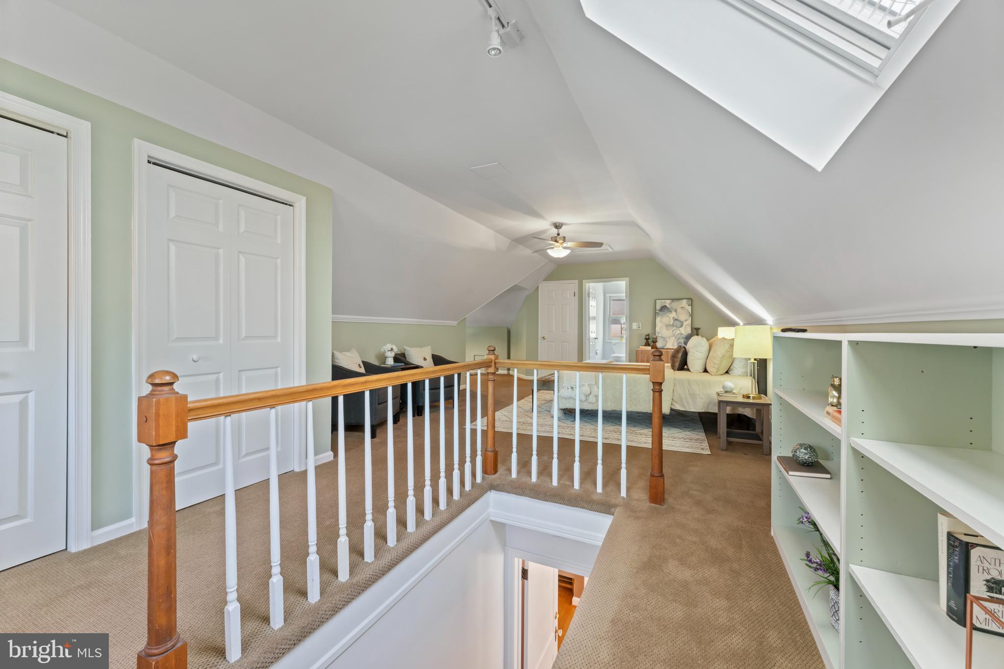 9906 Rogart Road Silver Spring, MD 20901 - Photo 33 of 68 Primary bedroom