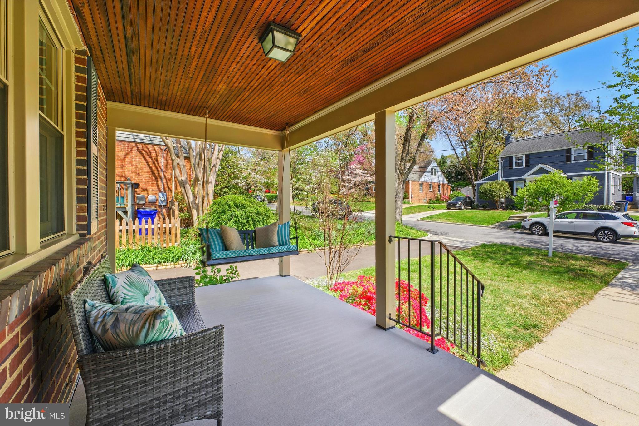 9906 Rogart Road Silver Spring, MD 20901 - Photo 4 of 68 Front porch
