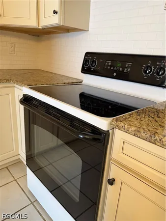 $1,600 | 4969 Vincennes Street, Unit B, Cape Coral, FL 33904