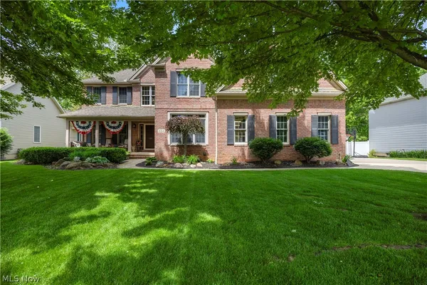 $565,000 | 224 Sleepy Hollow Drive, Amherst, OH 44001