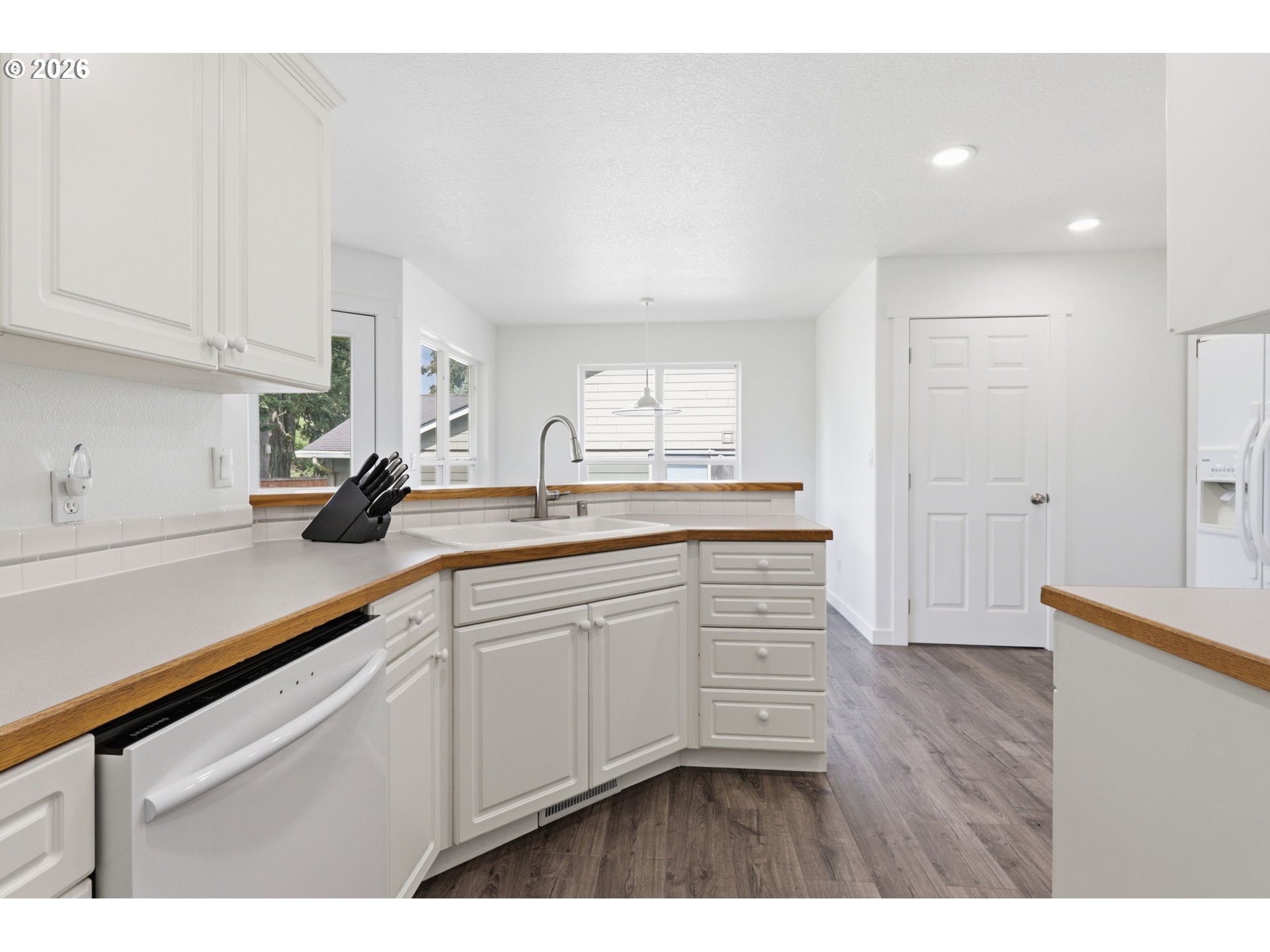 5535 Northwest Jackson Street Camas, WA 98607 - Photo 8 of 22