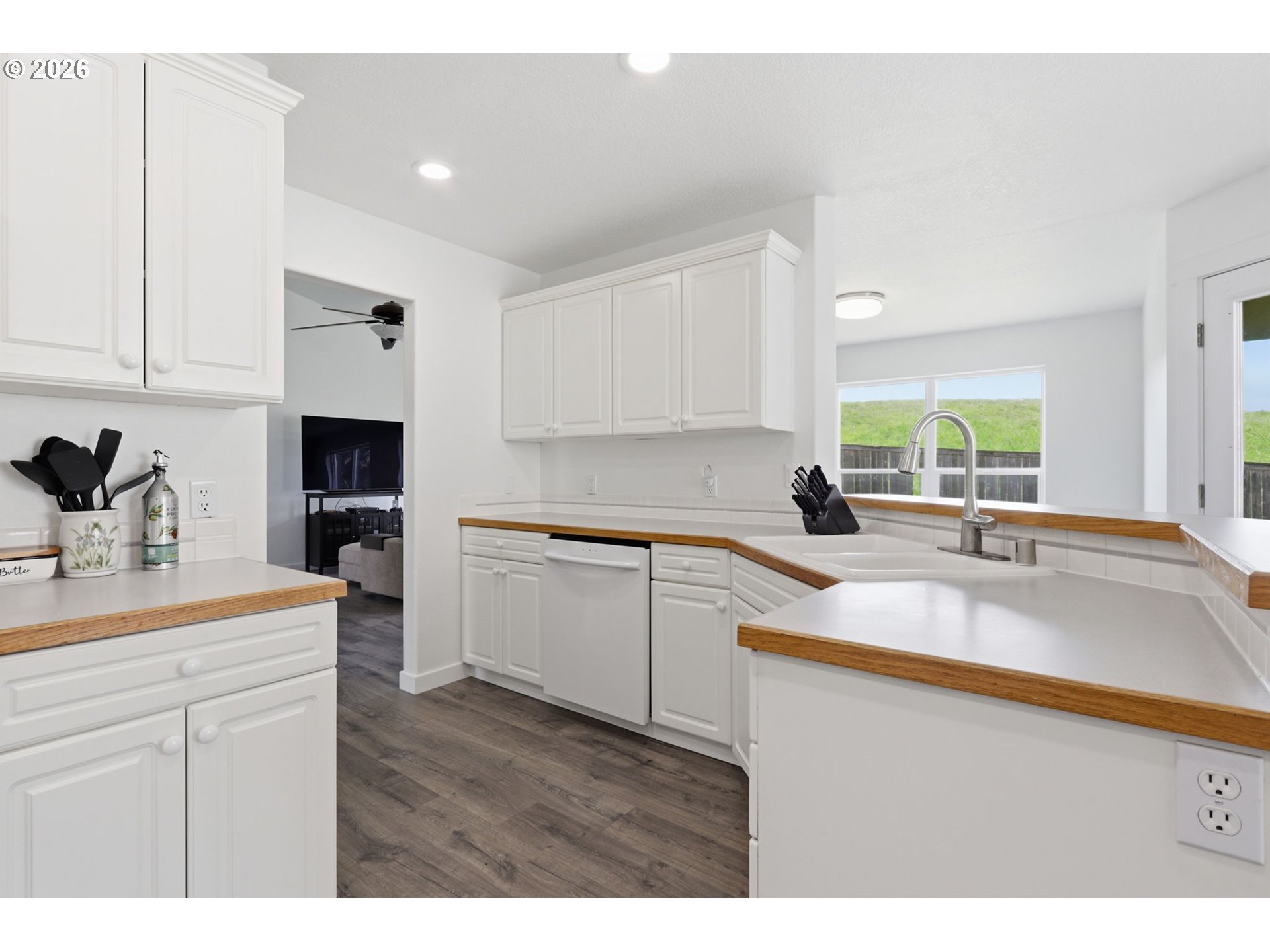 5535 Northwest Jackson Street Camas, WA 98607 - Photo 9 of 22