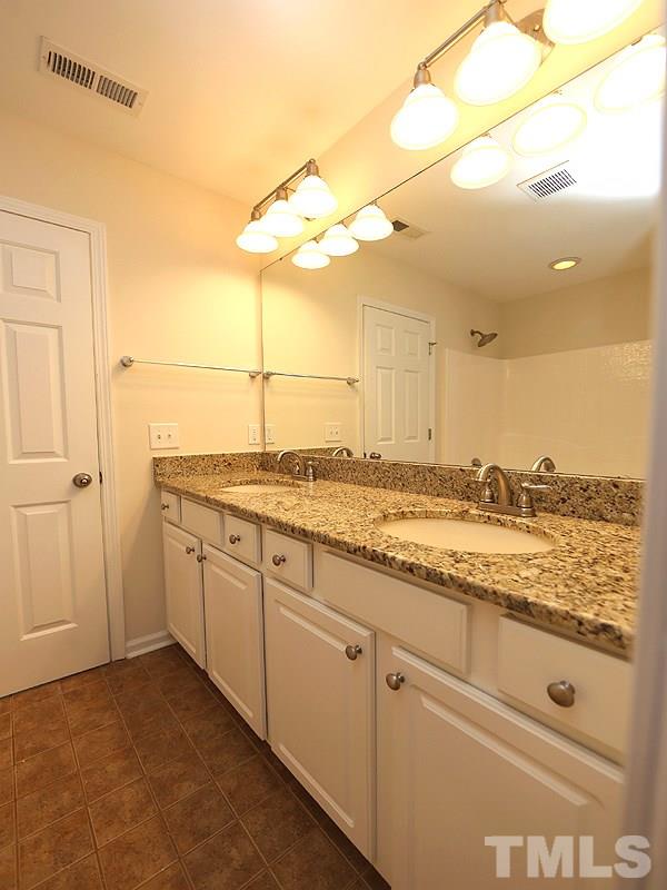 7042 Racine Way Raleigh, NC 27615 - Photo 12 of 17