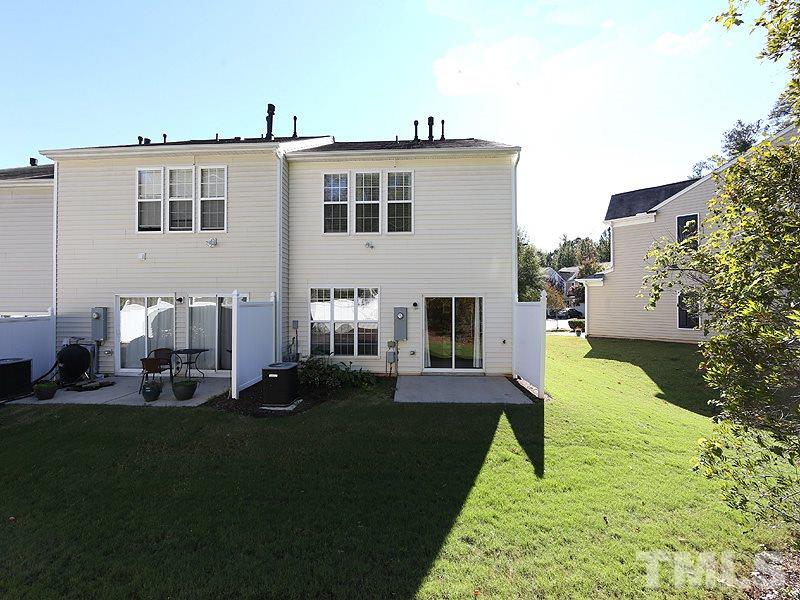 7042 Racine Way Raleigh, NC 27615 - Photo 4 of 17