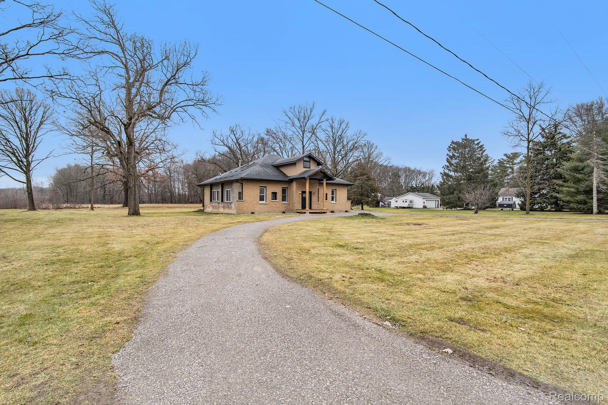 6785 Dutch Road Saginaw, MI 48609 - Photo 31 of 34