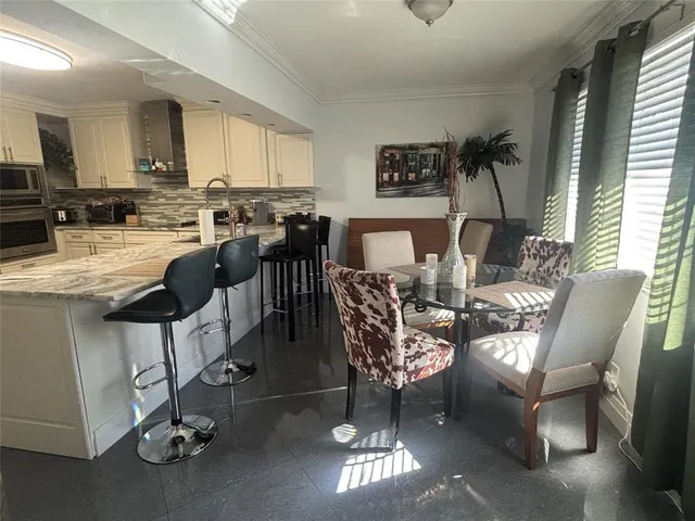 $3,200 | 2820 Northeast 49th Street, Fort Lauderdale, FL 33308