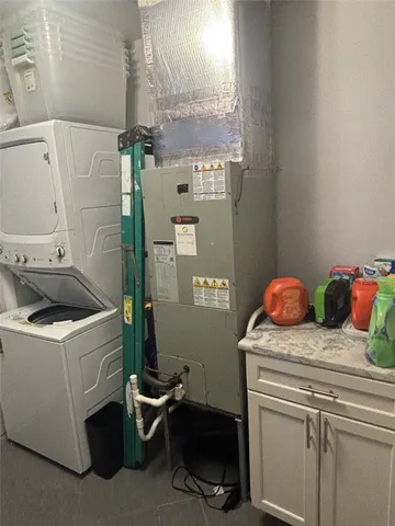 $3,200 | 2820 Northeast 49th Street, Fort Lauderdale, FL 33308