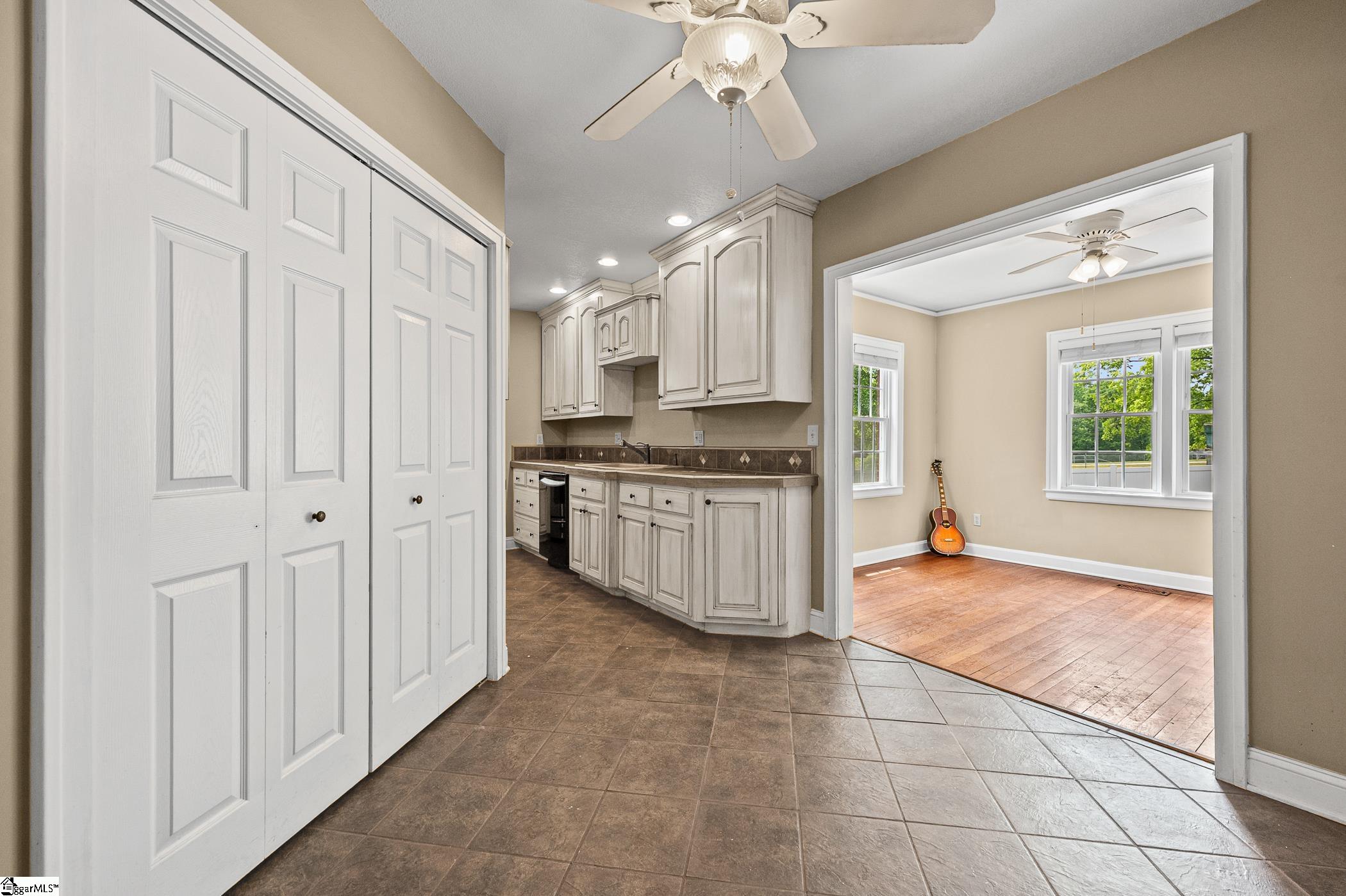 709 West Main Street Pickens, SC 29671 - Photo 13 of 45 Gallery Image 13