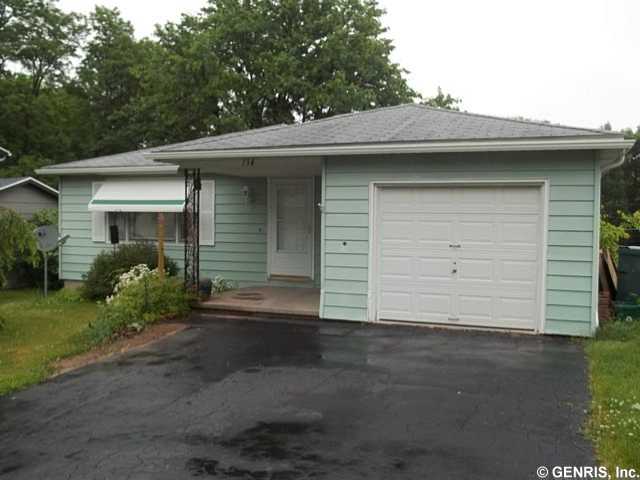 134 Valley Street Rochester, NY 14612 - Photo 1 of 1 Exterior Front