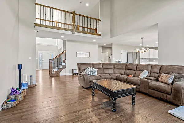 $759,900 | 8022 Stanley Trail South, Frankfort, IL 60423