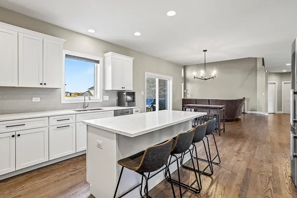 $759,900 | 8022 Stanley Trail South, Frankfort, IL 60423