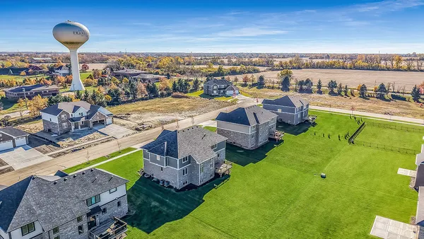 $759,900 | 8022 Stanley Trail South, Frankfort, IL 60423