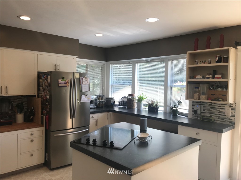 1367 Bulman Road Southeast Port Orchard, WA 98366 - Photo 13 of 25 Gallery Image 13