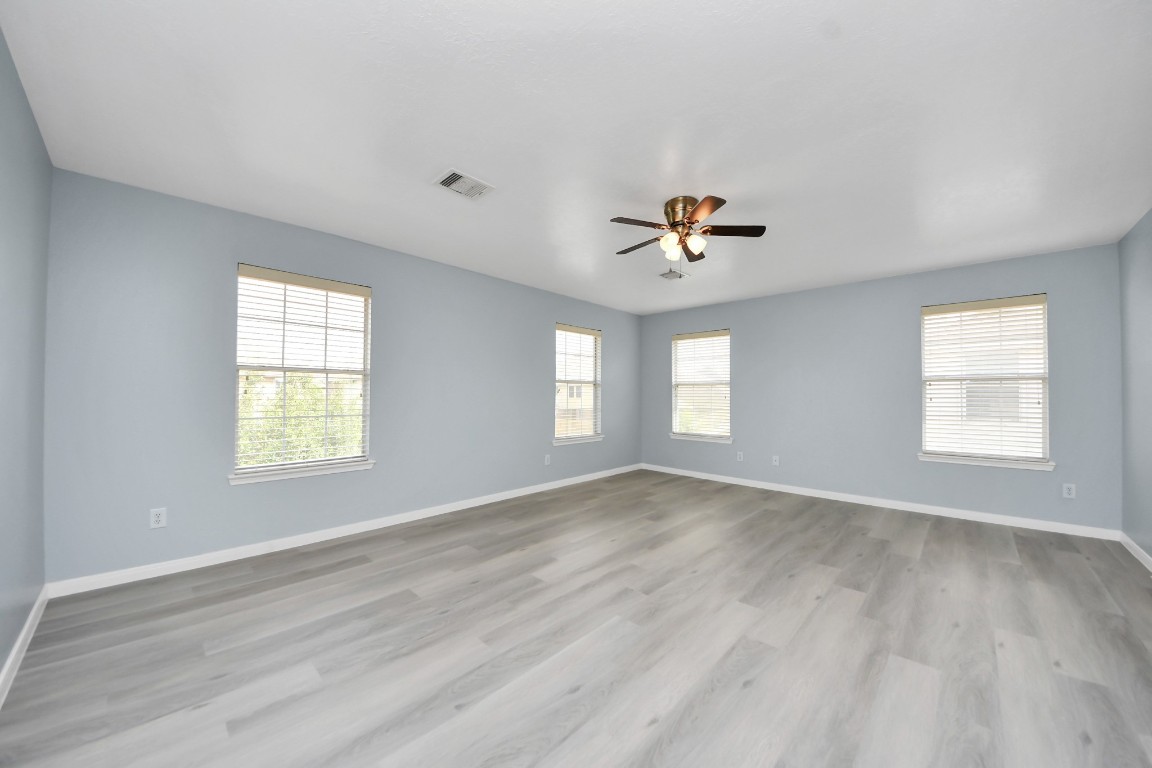 6803 Chapelfield Lane Houston, TX 77049 - Photo 27 of 50 a view of an empty room with a window