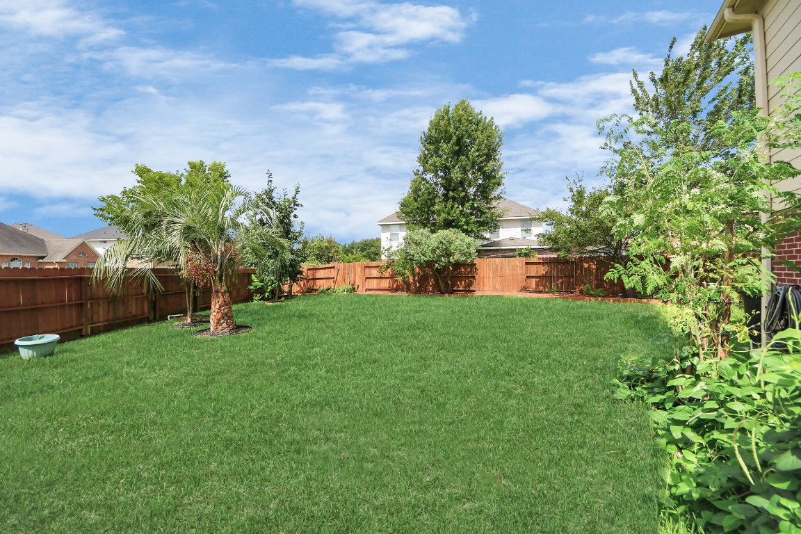 6803 Chapelfield Lane Houston, TX 77049 - Photo 43 of 50