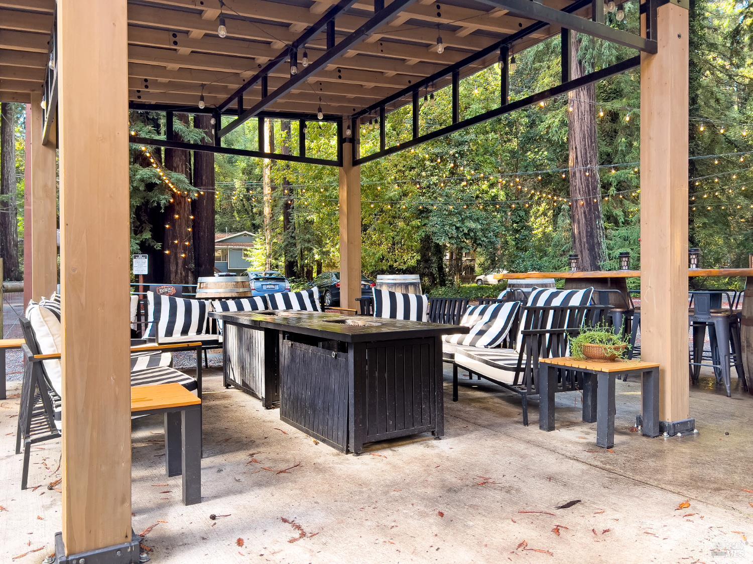 14707 Willow Road Guerneville, CA 95446 - Photo 23 of 28