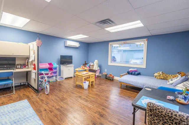 $325,000 | 701-705 I Street, Bedford, IN 47421