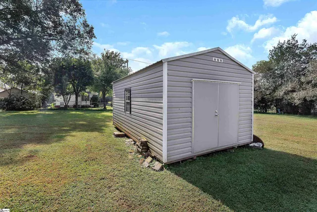 $275,000 | 110 West Woodside Circle, Liberty, SC 29657