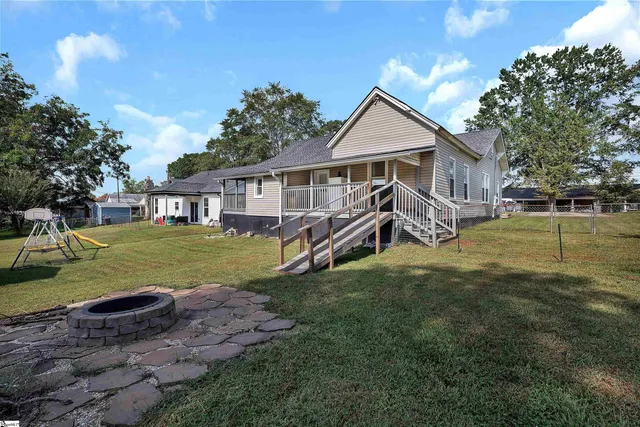 $275,000 | 110 West Woodside Circle, Liberty, SC 29657