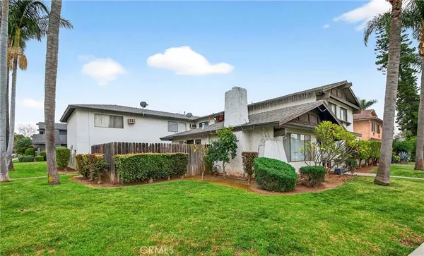 $2,800 | 160 Greentree Lane, La Habra, CA 90631