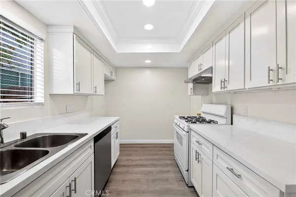 $2,800 | 160 Greentree Lane, La Habra, CA 90631