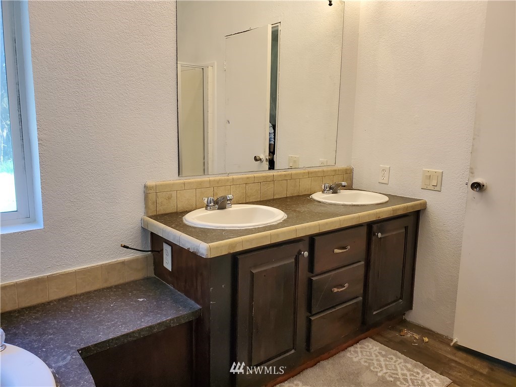 811 Stella Road Longview, WA 98632 - Photo 12 of 15