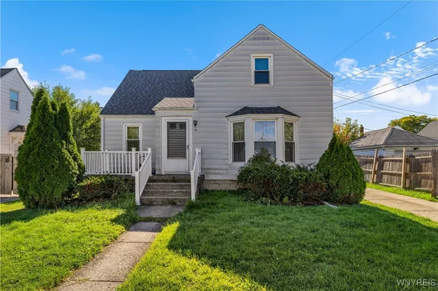 $195,000 | 15 Chopin Place, Cheektowaga, NY 14211