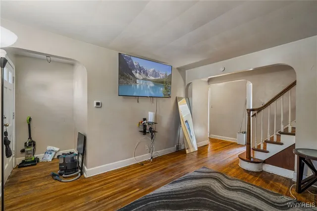 $195,000 | 15 Chopin Place, Cheektowaga, NY 14211