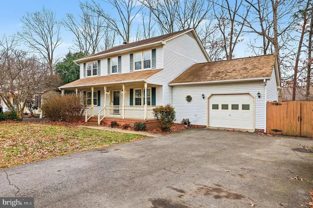 $2,400 | 5306 Leavells Crossing Drive, Fredericksburg, VA 22407