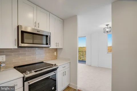 $280,000 | 3245 Rio Drive, Unit 901, Falls Church, VA 22041