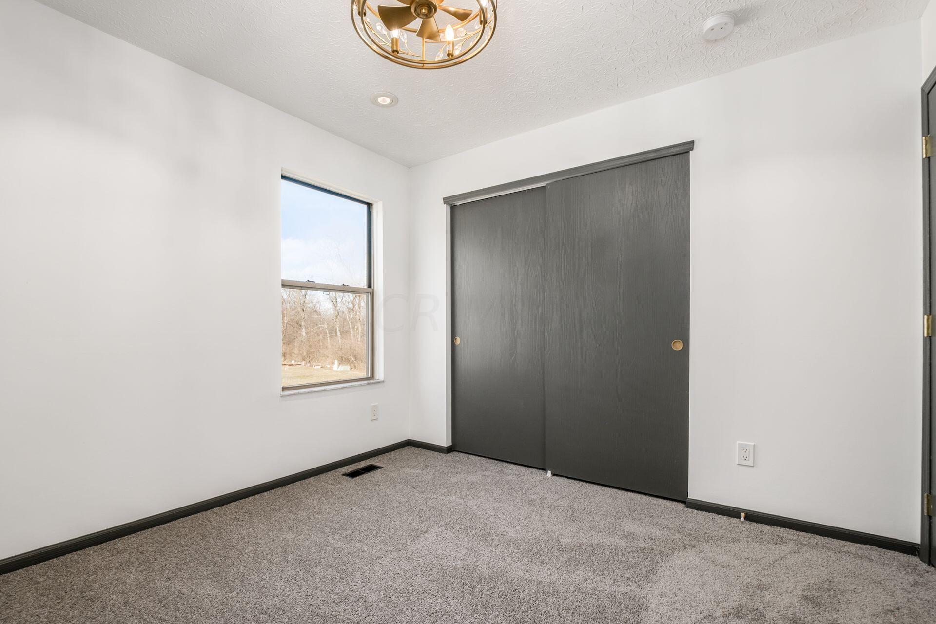 4592 Gilman Road Columbus, OH 43228 - Photo 19 of 32 022_68c_h 4592 Gilman Rd-1050