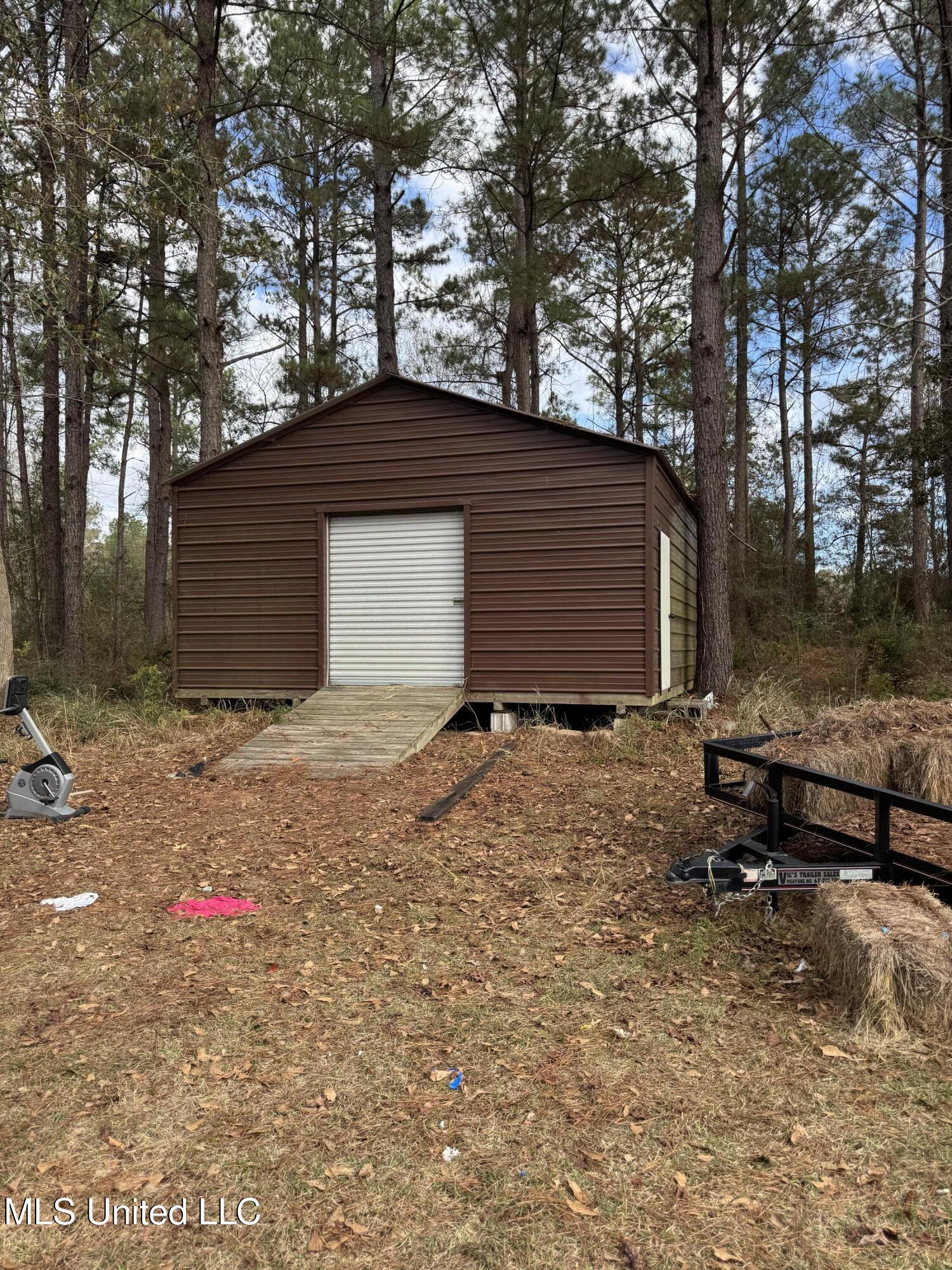 12876 Indian Springs Road Picayune, MS 39466 - Photo 30 of 39 IMG_5846