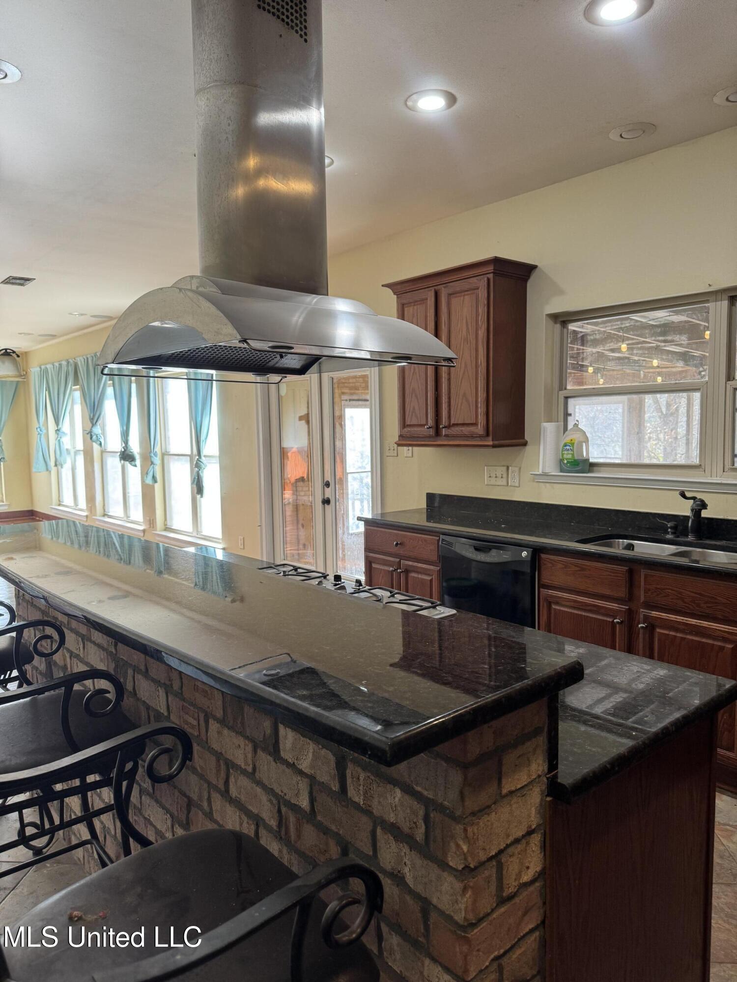 12876 Indian Springs Road Picayune, MS 39466 - Photo 8 of 39 IMG_5994