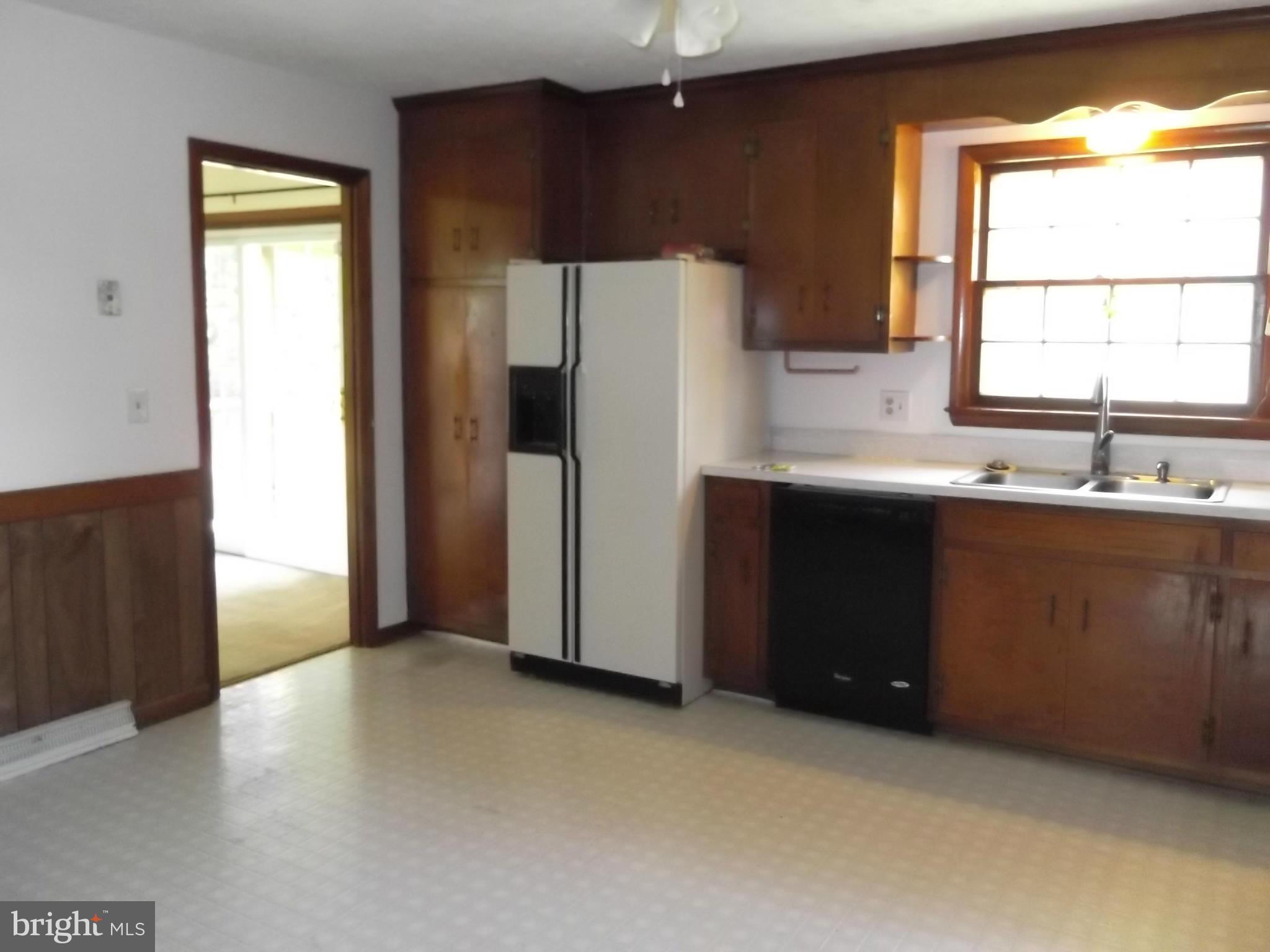 28249 Mine Run Road Rhoadesville, VA 22542 - Photo 13 of 26 Kitchen