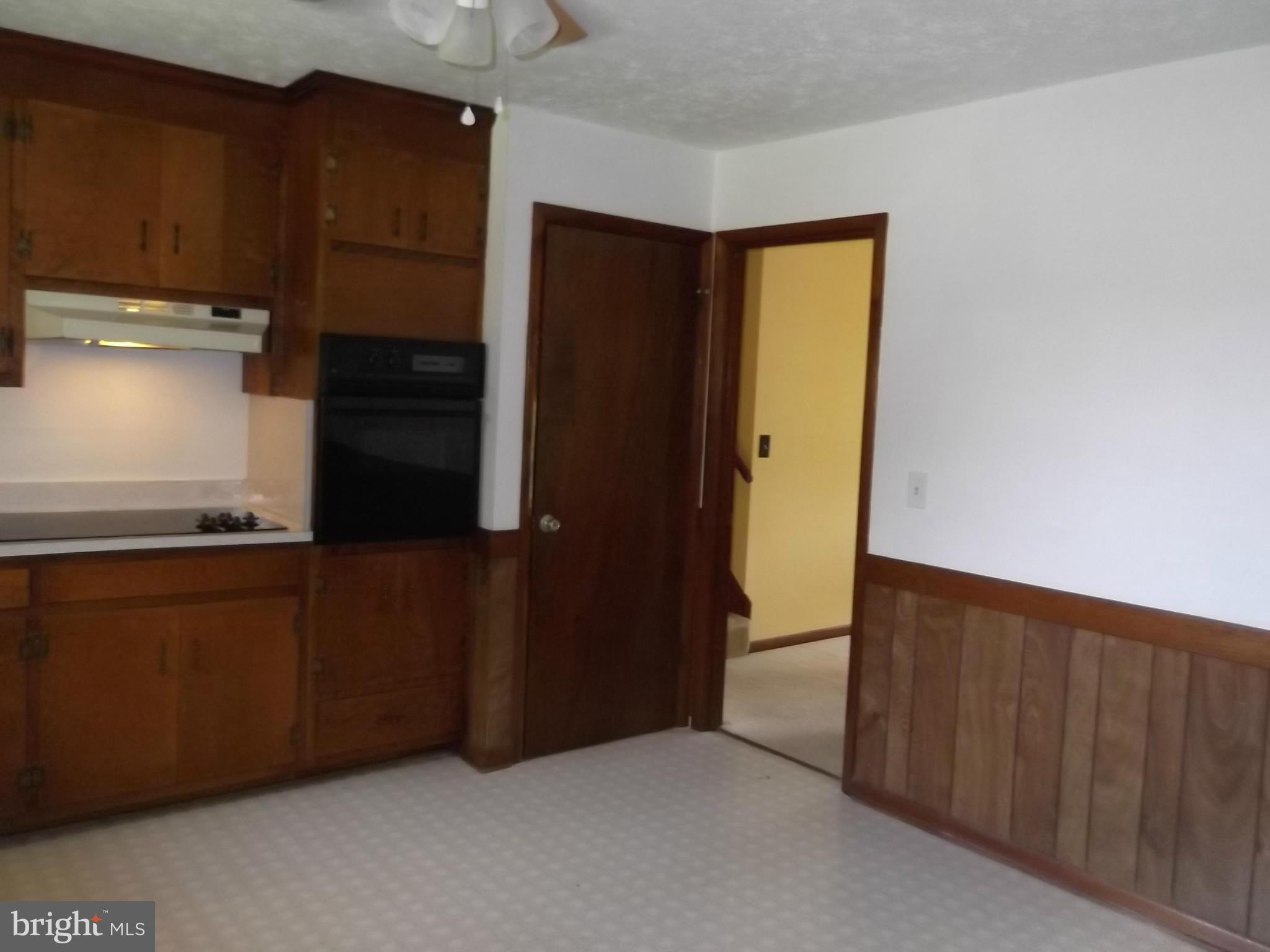 28249 Mine Run Road Rhoadesville, VA 22542 - Photo 14 of 26 Kitchen
