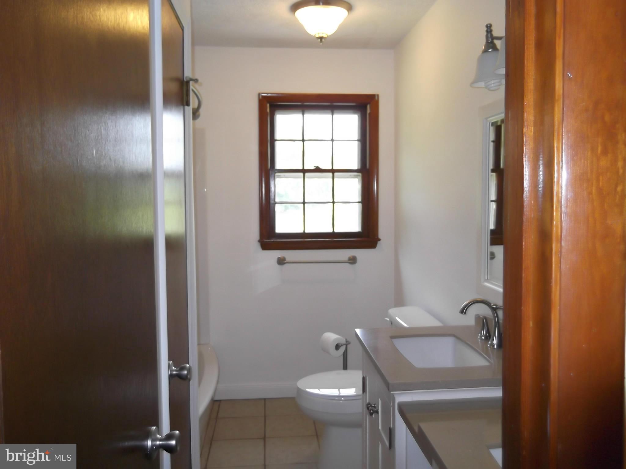 28249 Mine Run Road Rhoadesville, VA 22542 - Photo 18 of 26 Bath