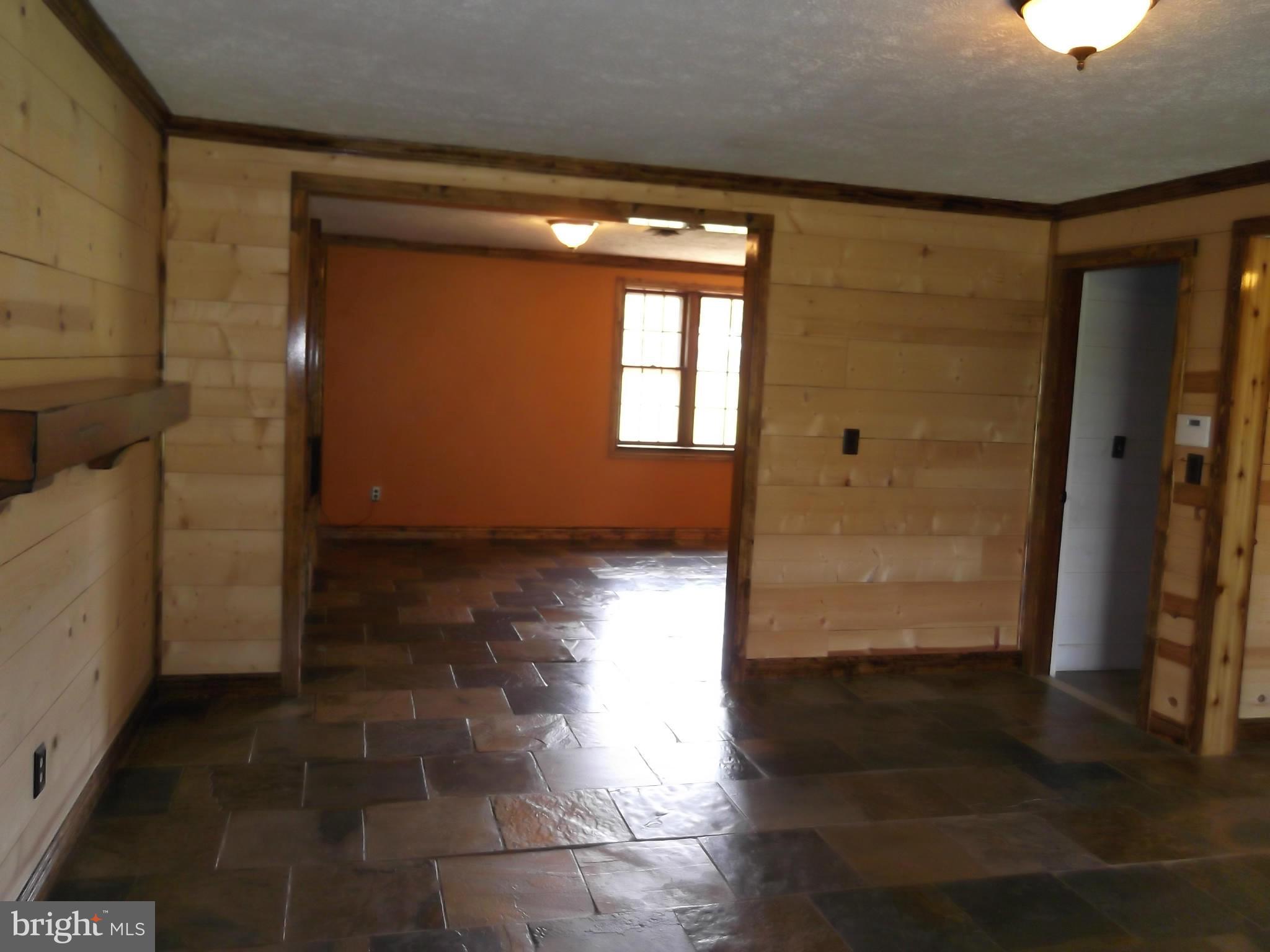 28249 Mine Run Road Rhoadesville, VA 22542 - Photo 10 of 26 Interior (General)