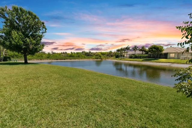 $1,300,000 | 2376 Merriweather Way, Wellington, FL 33414