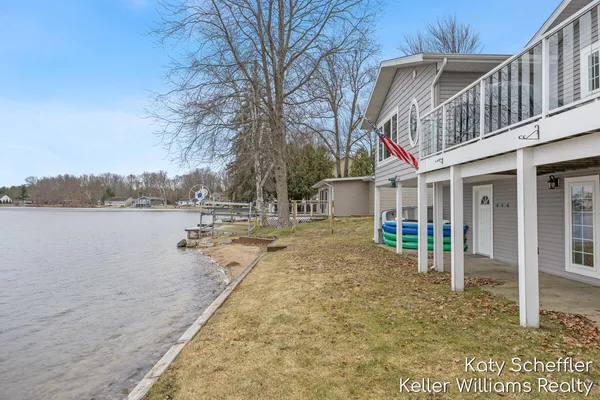 $875,000 | 7896 Bay Meadow, Stanwood, MI 49346