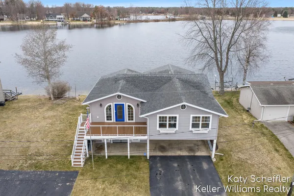 $875,000 | 7896 Bay Meadow, Stanwood, MI 49346