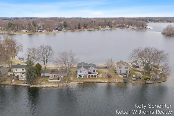 $875,000 | 7896 Bay Meadow, Stanwood, MI 49346