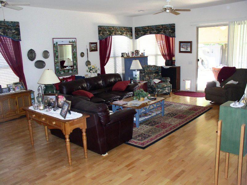 4411 East Briles Road Phoenix, AZ 85050 - Photo 6 of 13 Great Rm