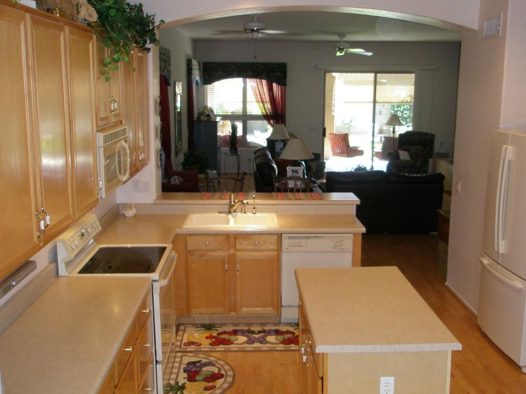 4411 East Briles Road Phoenix, AZ 85050 - Photo 9 of 13 Kitchen 3